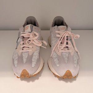 New balance 327 women’s sneakers rain cloud with rose water colour